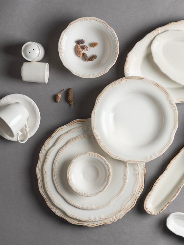 1972: Yarım Asırlık Stoneware Mirası — Gelenekten Geleceğe